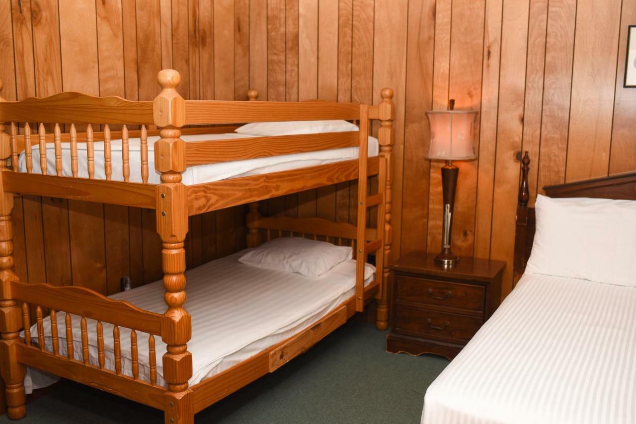Chestnut Grove Family Resort جبل بوكنو المظهر الخارجي الصورة