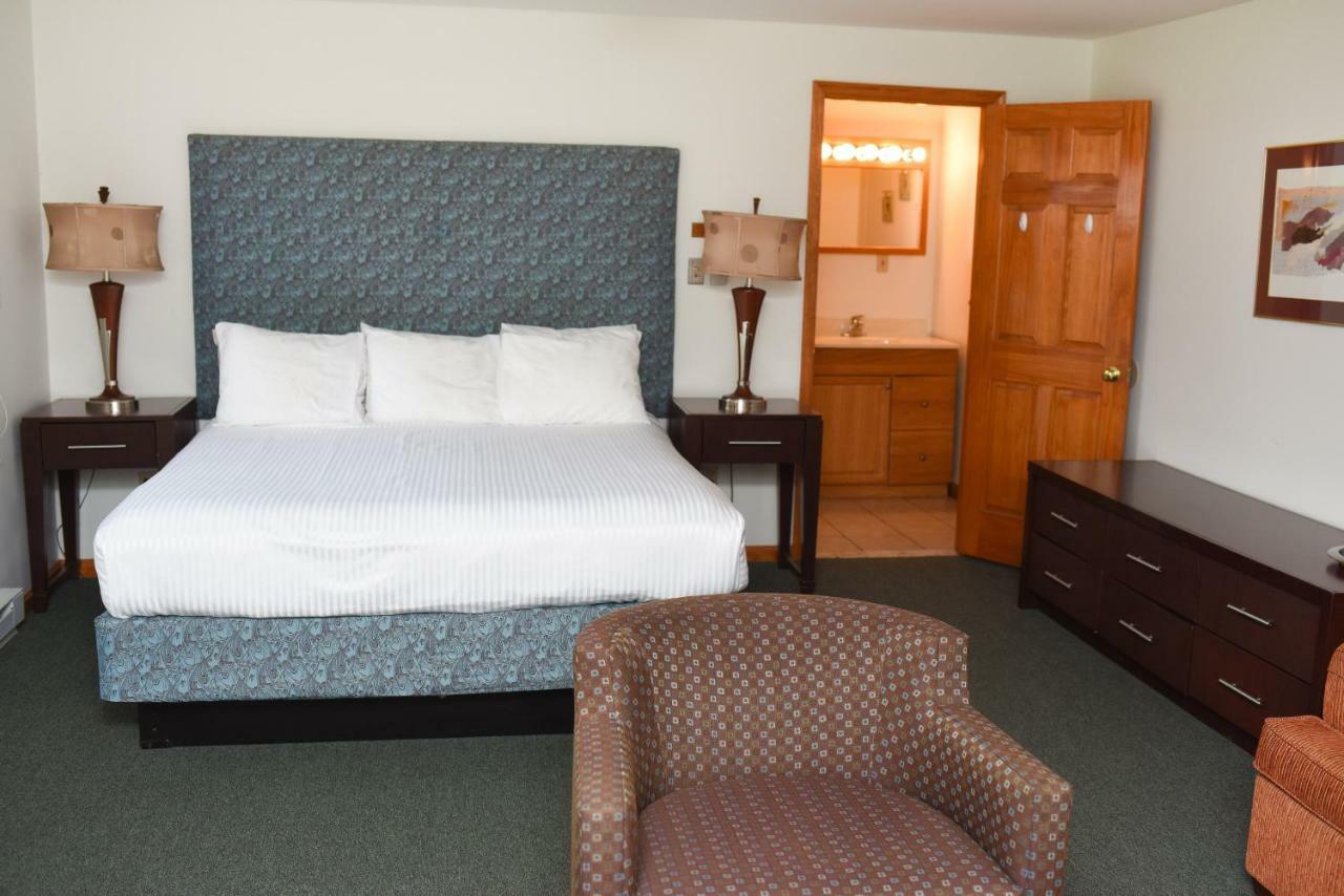 Chestnut Grove Family Resort جبل بوكنو المظهر الخارجي الصورة
