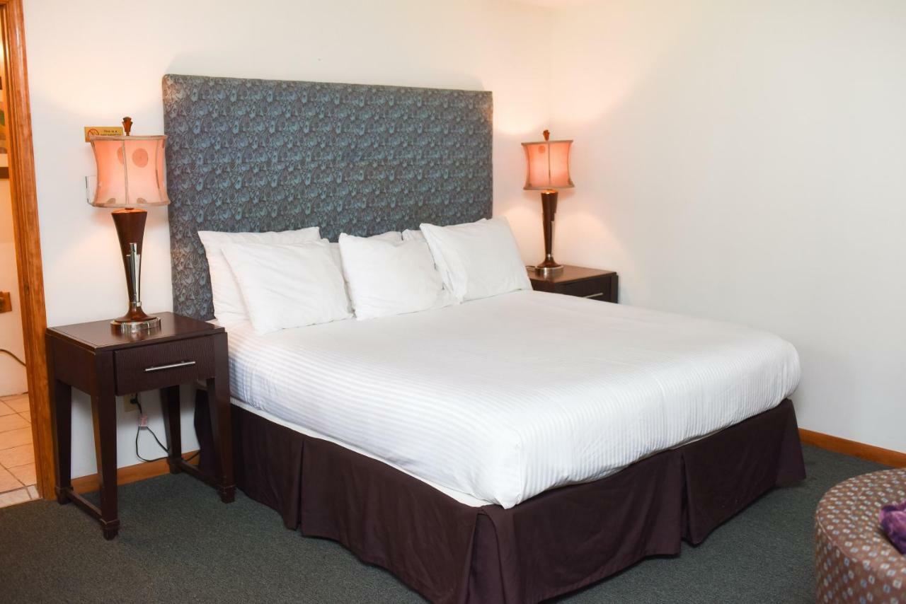 Chestnut Grove Family Resort جبل بوكنو المظهر الخارجي الصورة
