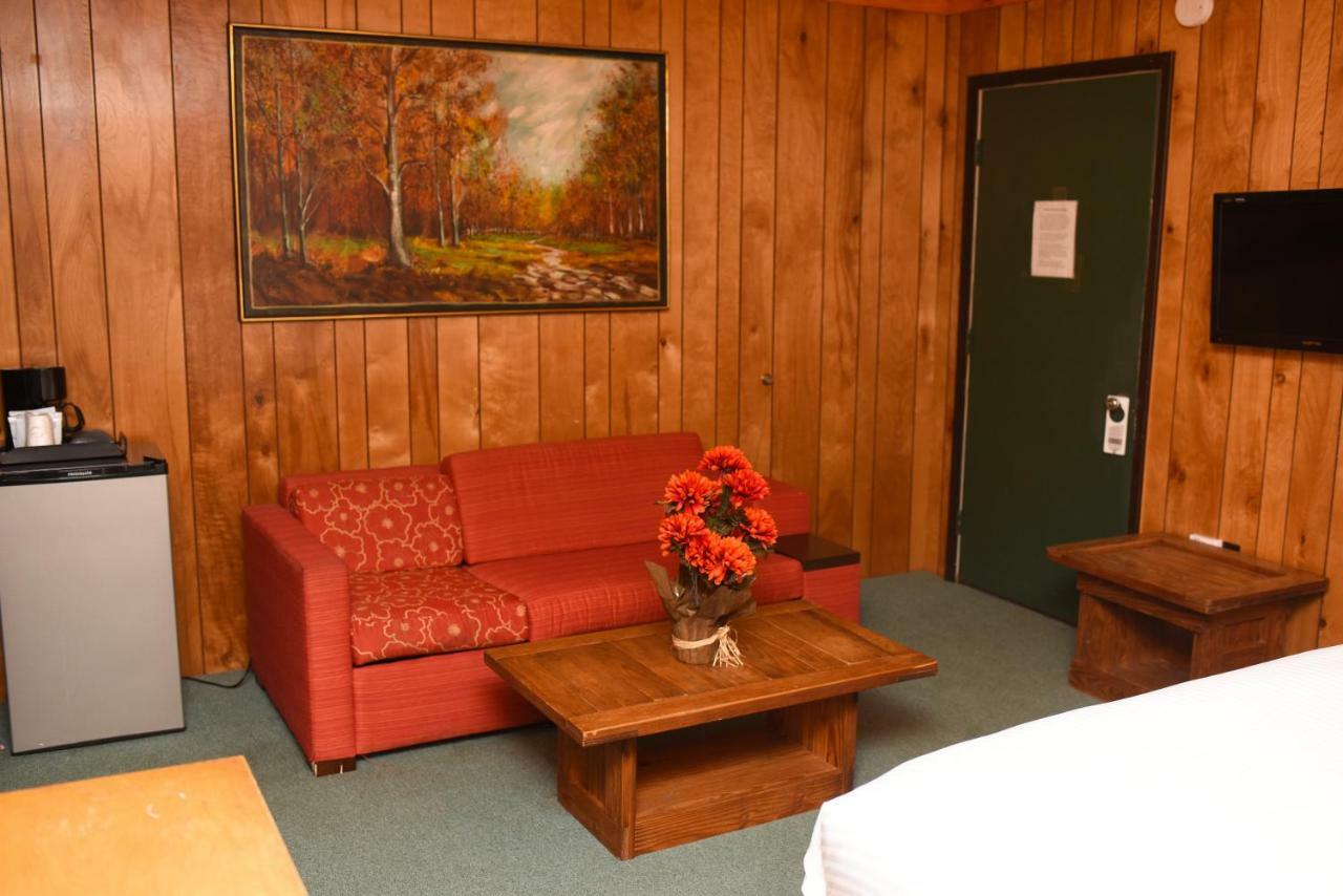Chestnut Grove Family Resort جبل بوكنو المظهر الخارجي الصورة