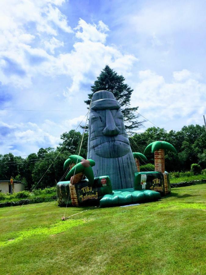 Chestnut Grove Family Resort جبل بوكنو المظهر الخارجي الصورة